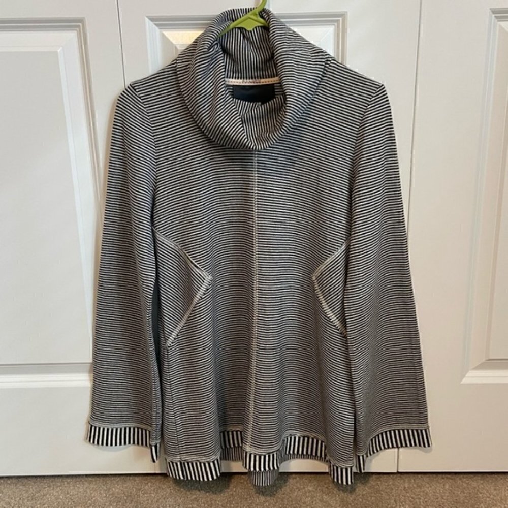 Anthropologie Maeve Black & White Striped Turtleneck Sweater Size XS